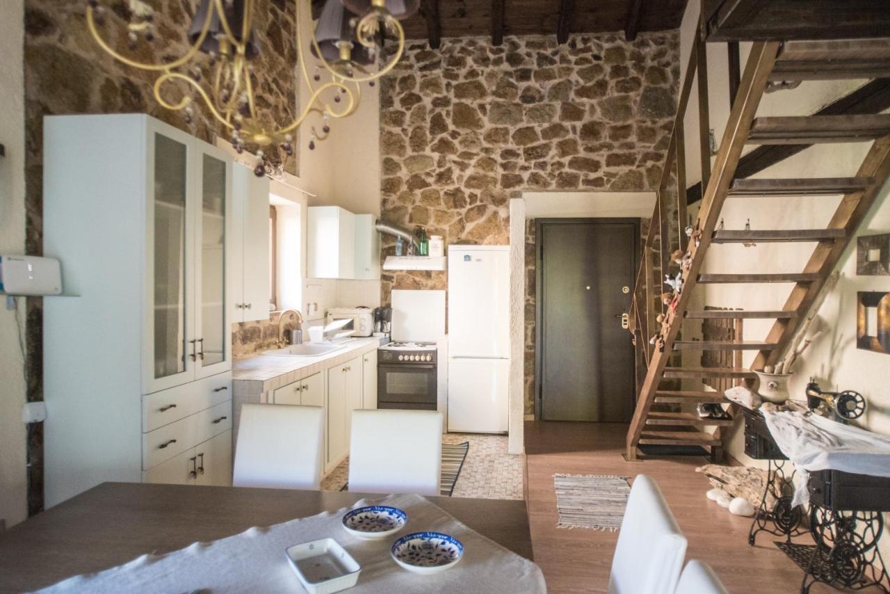 Stone Villas 네아 로다 외부 사진