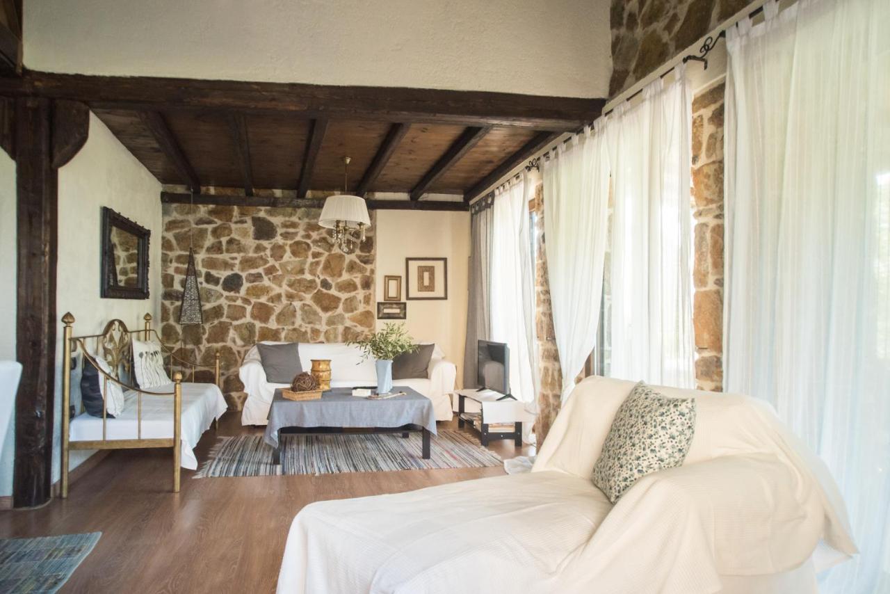 Stone Villas 네아 로다 외부 사진