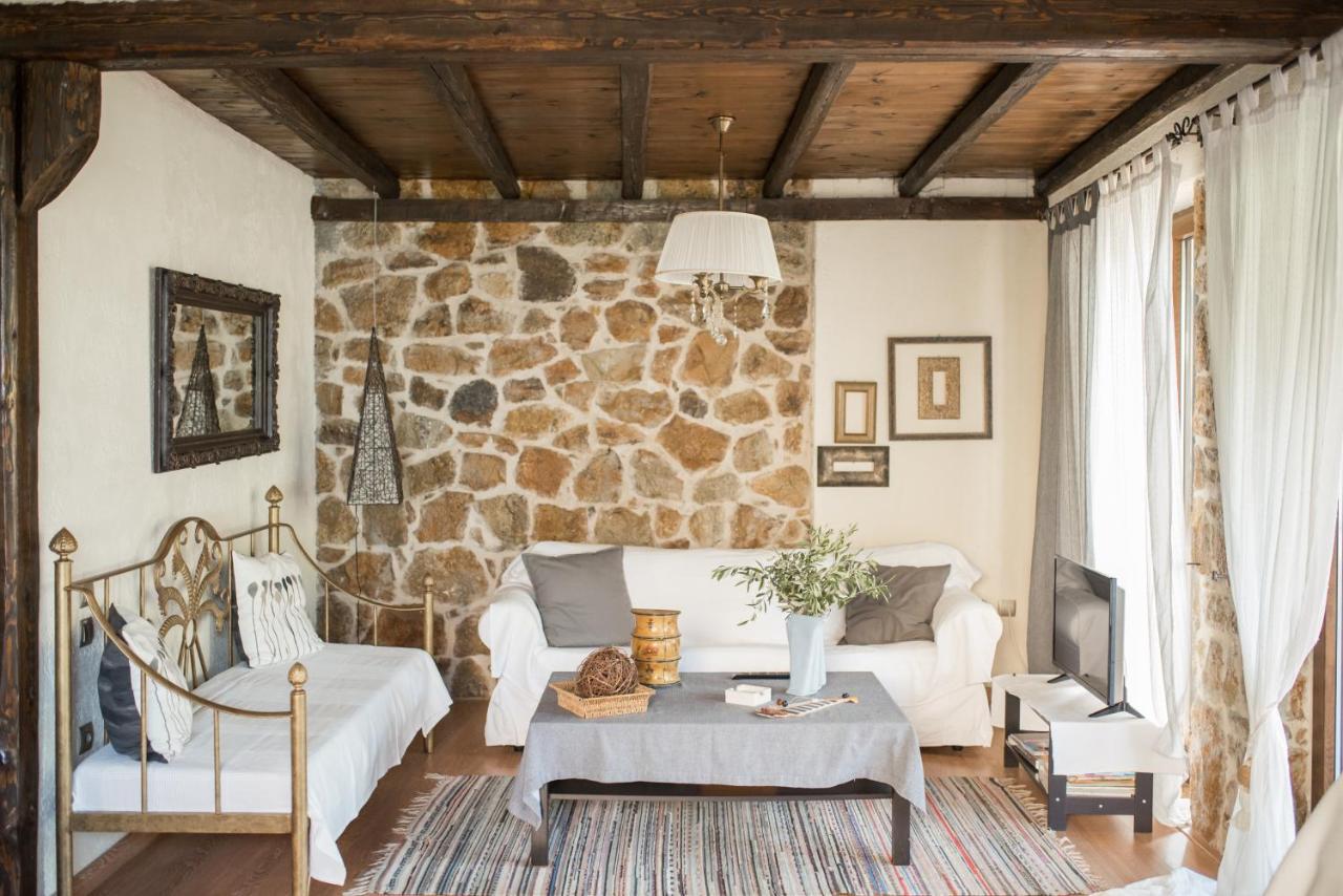 Stone Villas 네아 로다 외부 사진