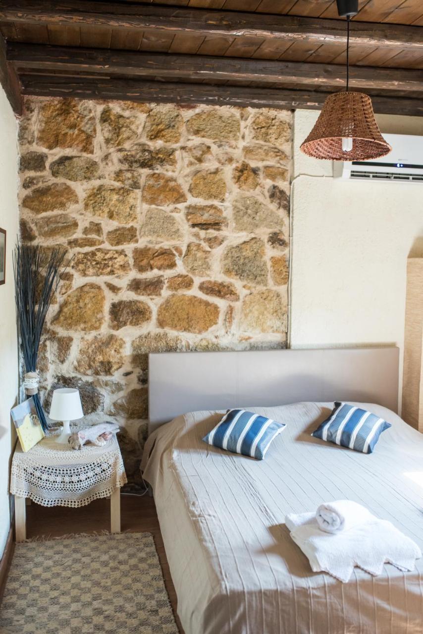 Stone Villas 네아 로다 외부 사진